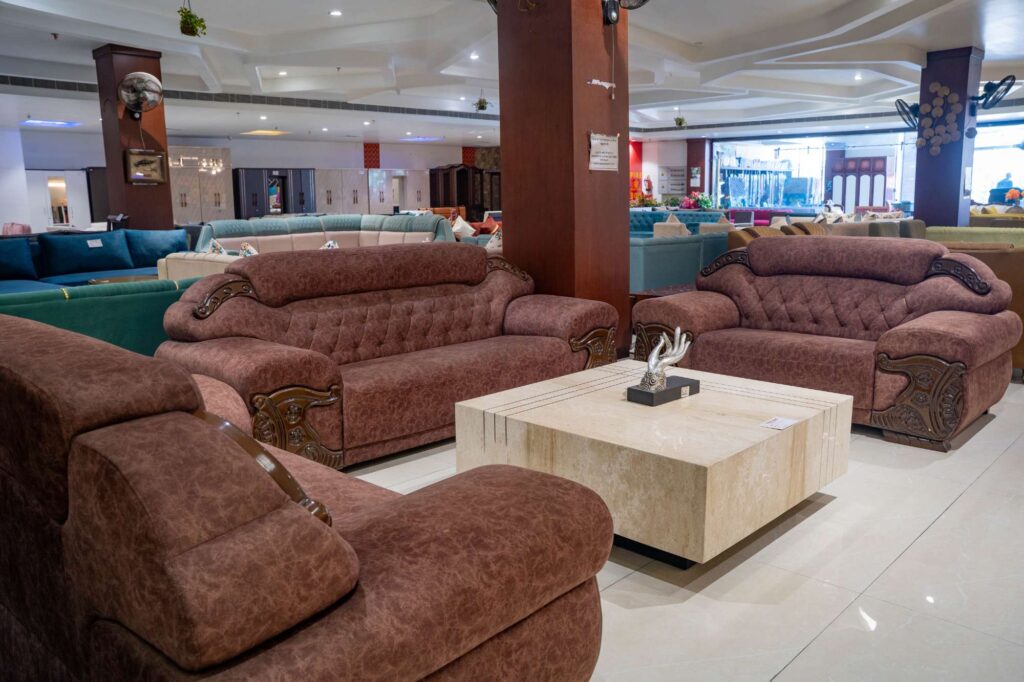 Sofas & Recliners
