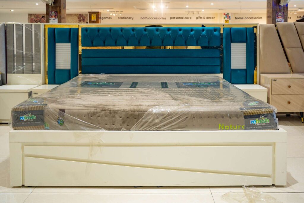 Beds & Mattresses