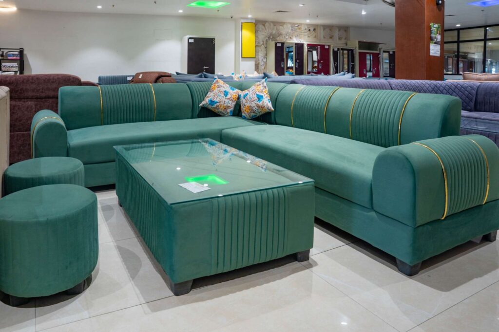 Sofas & Recliners
