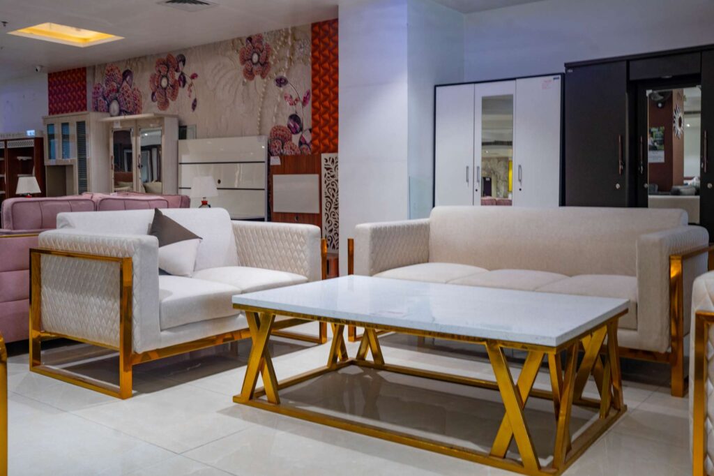 Sofas & Recliners