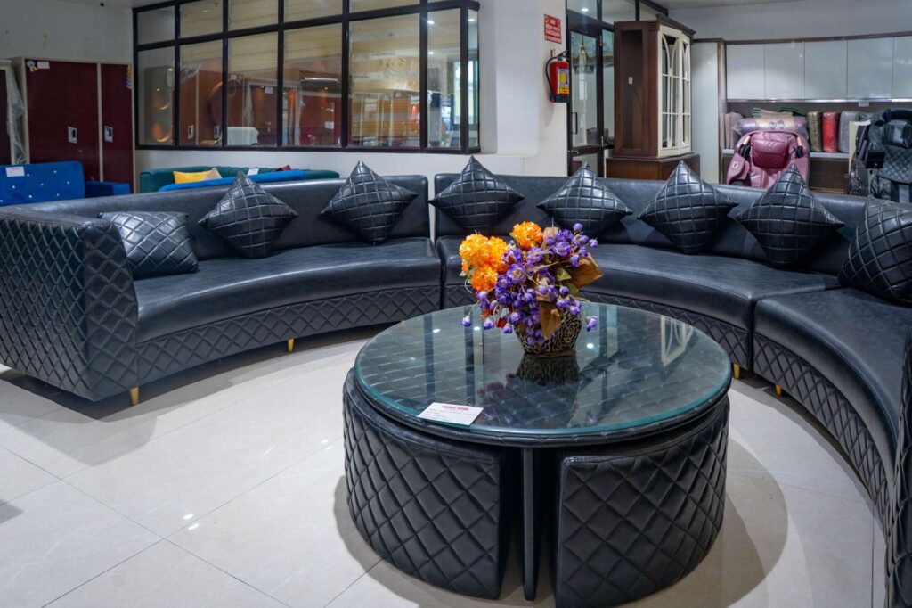 Sofas & Recliners