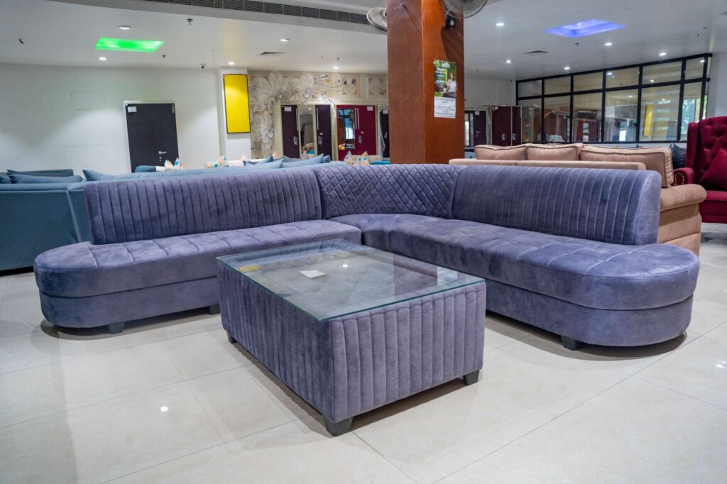 Sofas & Recliners